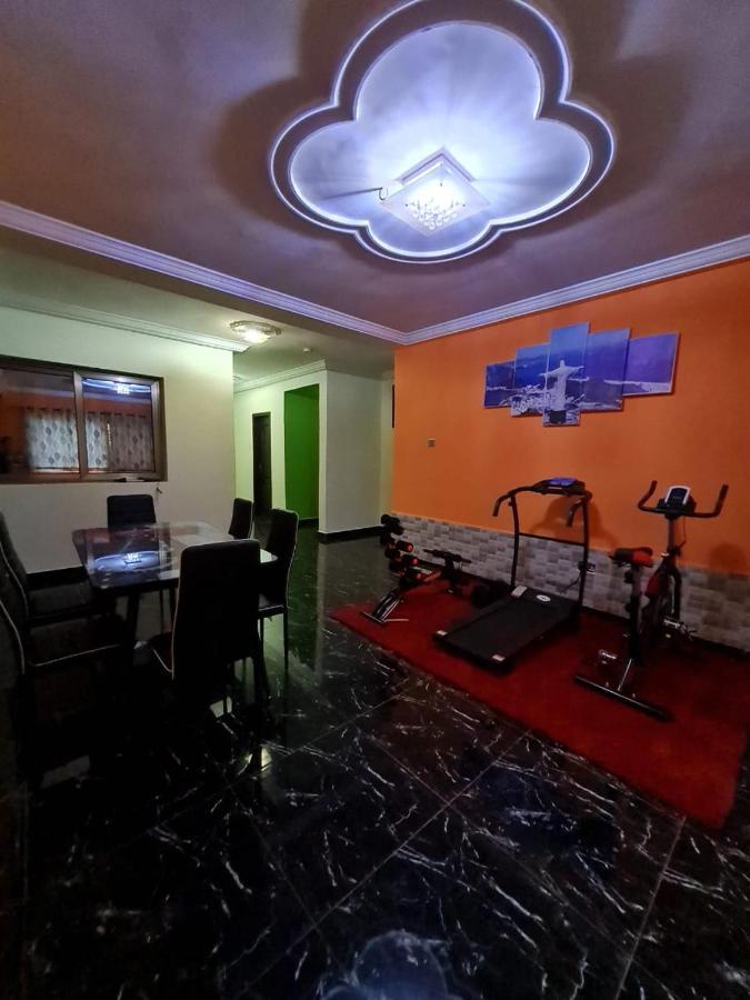 Nesta Barron -Home Away From Home North Legon Exterior photo